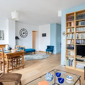  Appartement Le Six France