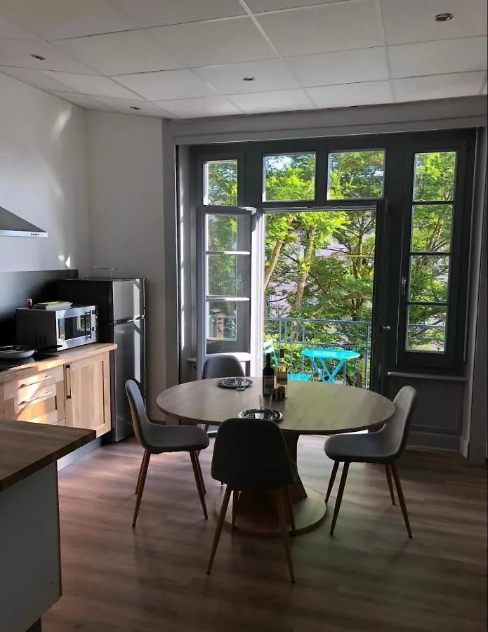 Residence Harmonie Appartement N 3 Meuble Avec Petit Dejeuner Néris-les-Bains